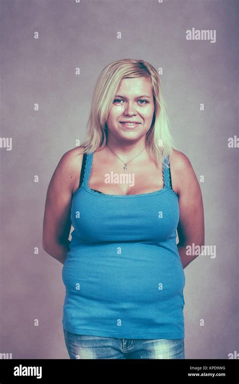 Chubby busty woman hi.